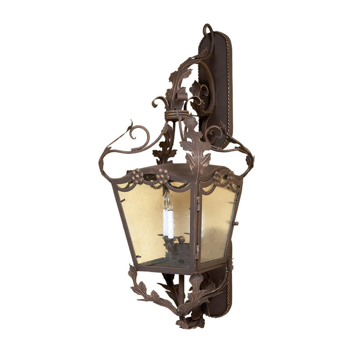 Montclair Vineyard Lantern Sconce